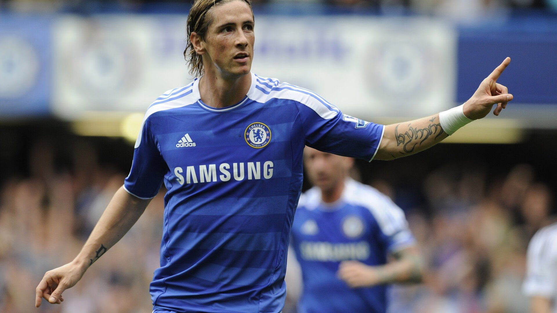 潘展乐再创佳绩,刷新亚洲纪录闪耀国际泳坛