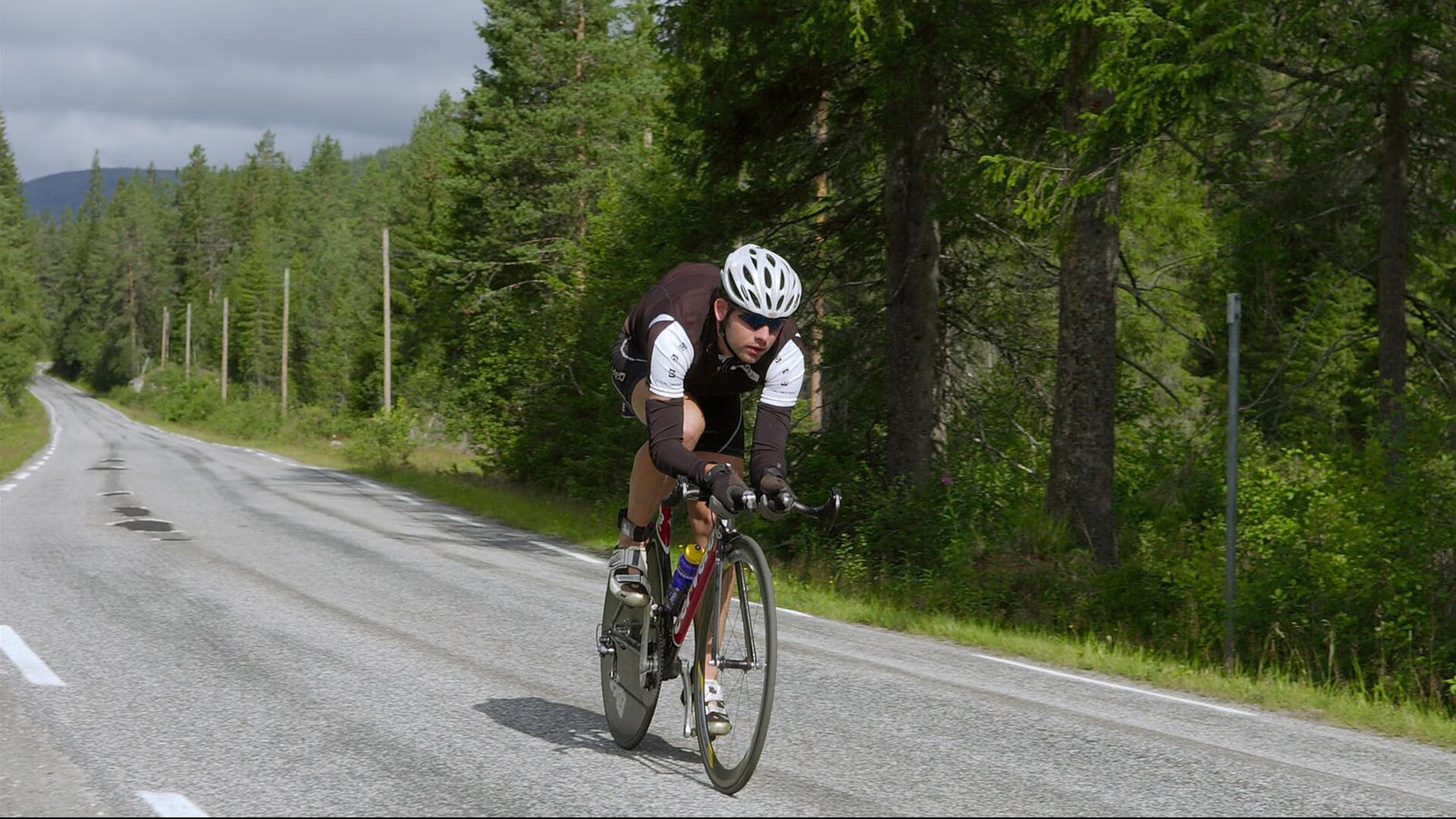 深度战术分析，揭秘球队制胜关键，攻防转换成胜负手
